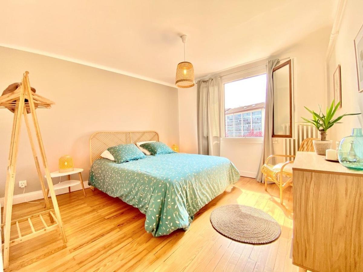 Charmant T3 Renove En Centre-Ville D'Annecy Avec Balcon, Ascenseur Et Parking Prive - Fr-1-432-83 Luaran gambar