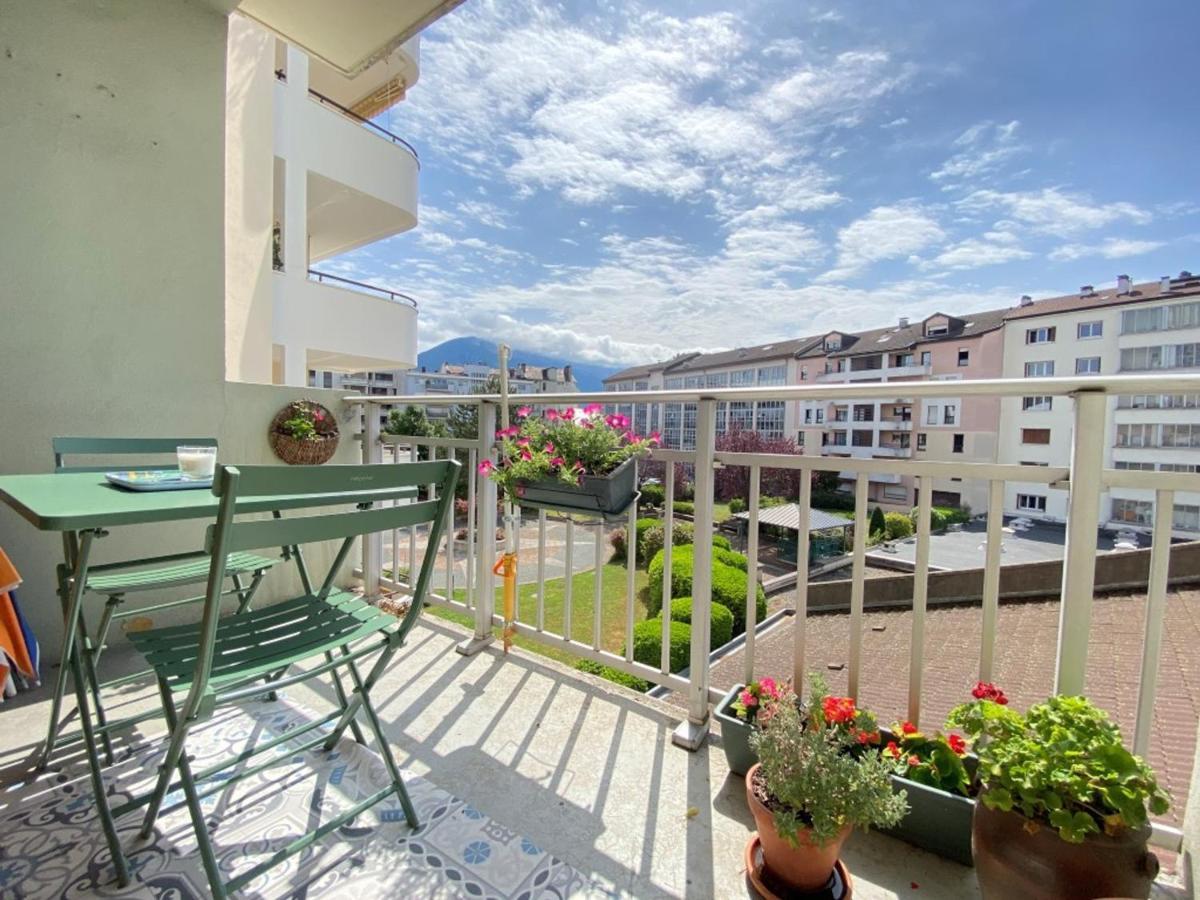 Charmant T3 Renove En Centre-Ville D'Annecy Avec Balcon, Ascenseur Et Parking Prive - Fr-1-432-83 Luaran gambar